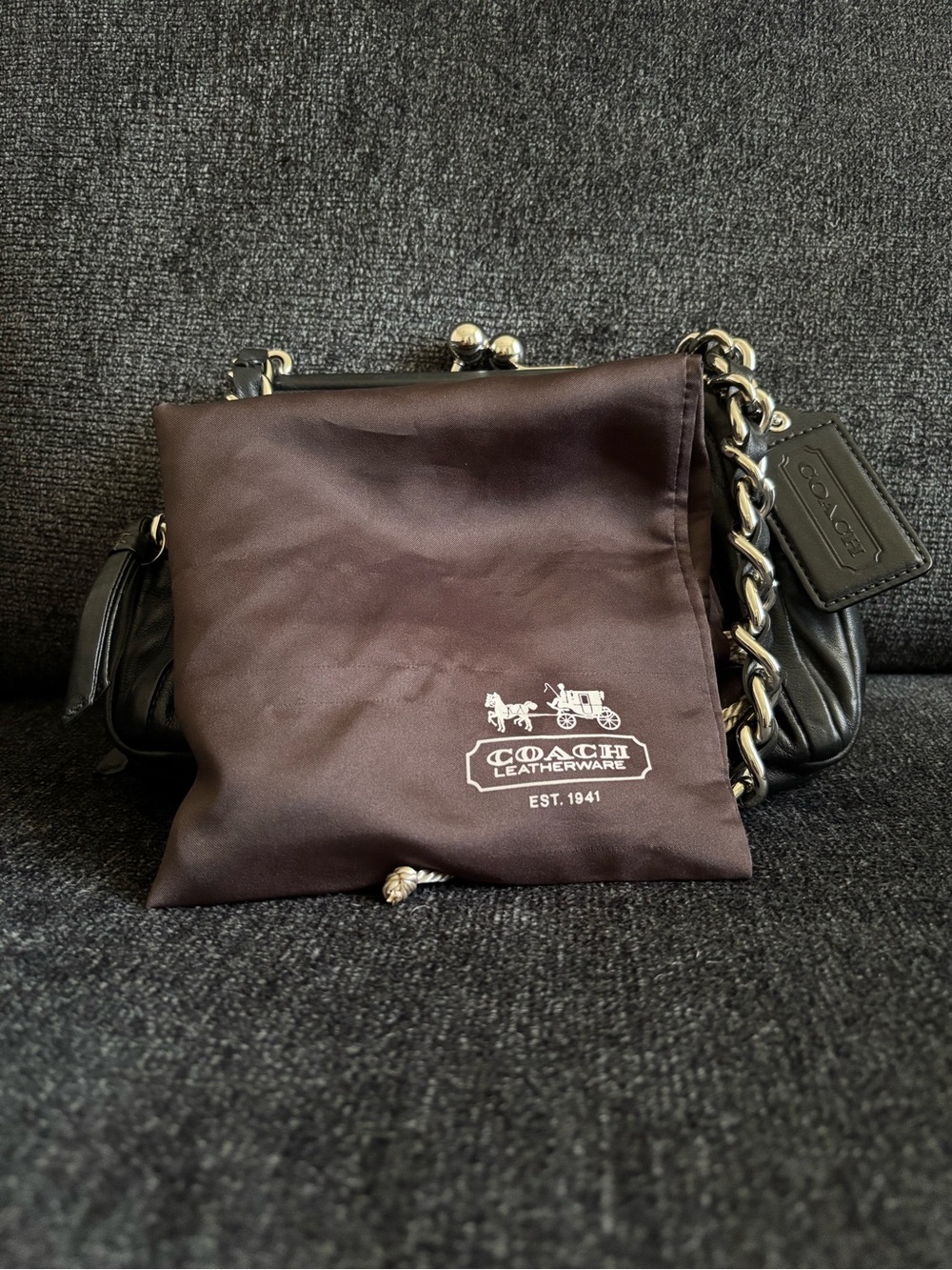 Rare Black Coach Parker Kisslock Bag 13621 - Picture 5 of 5